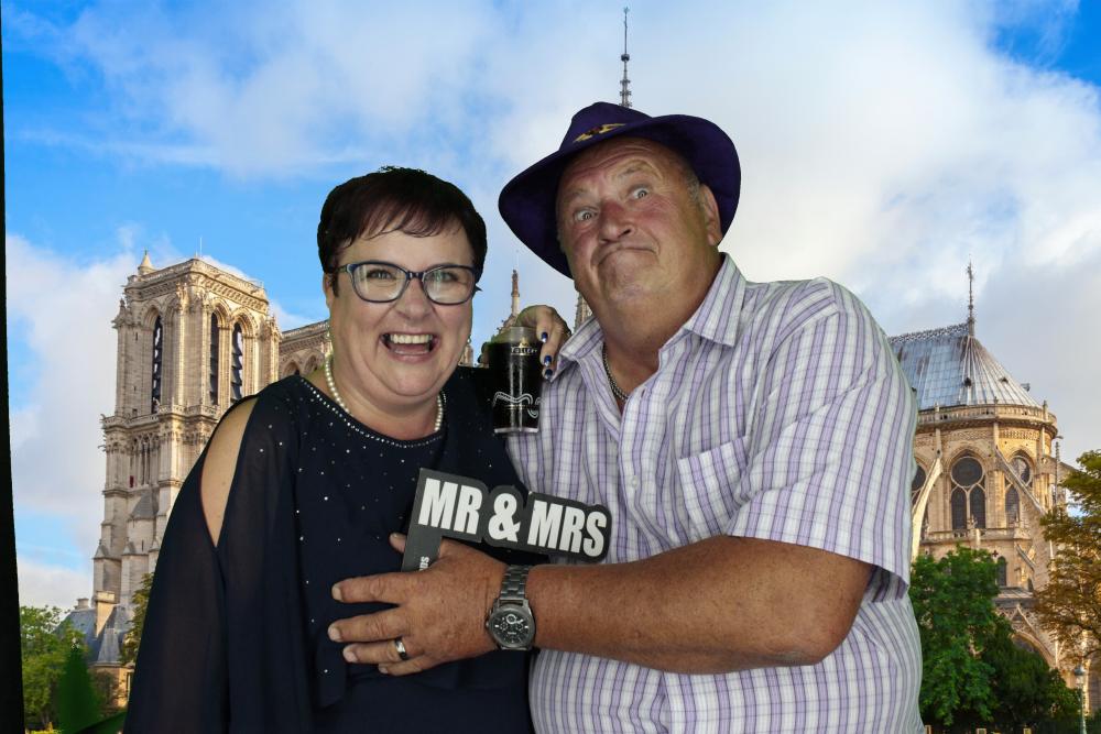 Gary & Julie's Wedding | View more photos from the event at gallery.myphotoboothexperience.co.uk/u/MyPhotoBoothExperienceLtd/Gary-Julies-Wedding